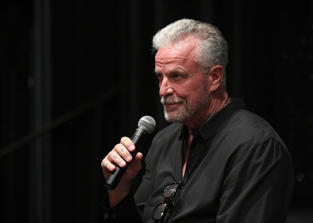 Nick Cassavetes speaking into a microphone.