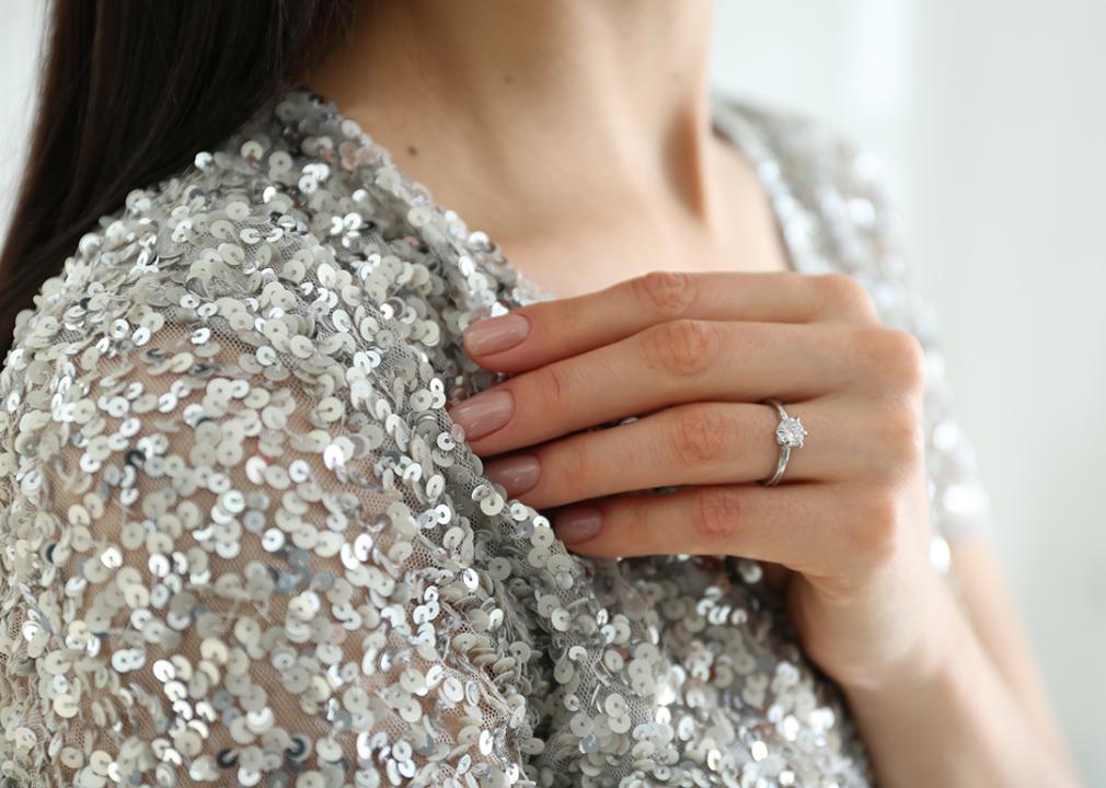 How to match an engagement ring with daily fashion