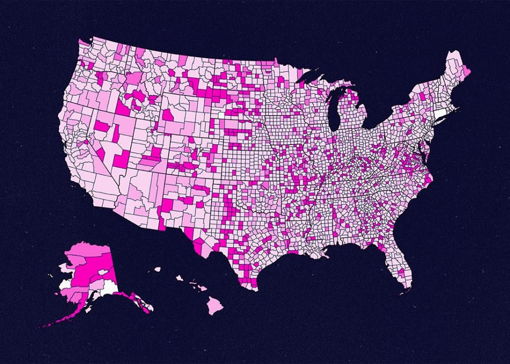 Map of the U.S. with varying degree of colors indicating where the least and most medical deserts are.