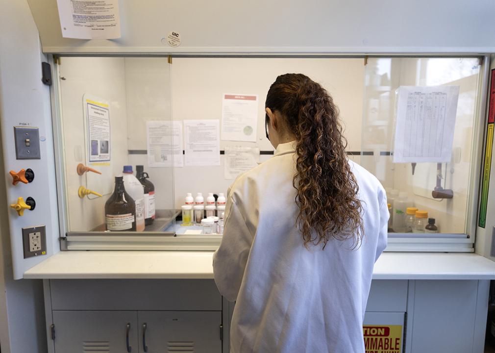 Rita Roberts does research on skin wound healing in a lab in the Department of Kinesiology and Nutrition at the University of Illinois Chicago.