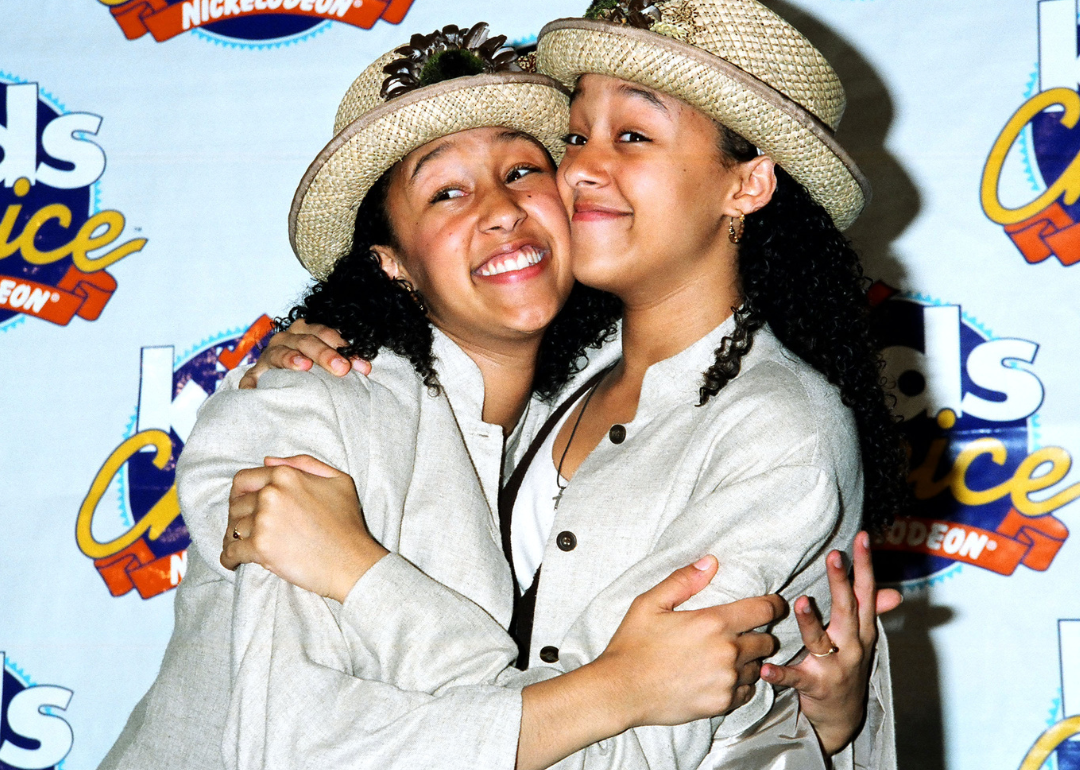 Tia Mowry and Tamera Mowry attend Kids Choice Awards.