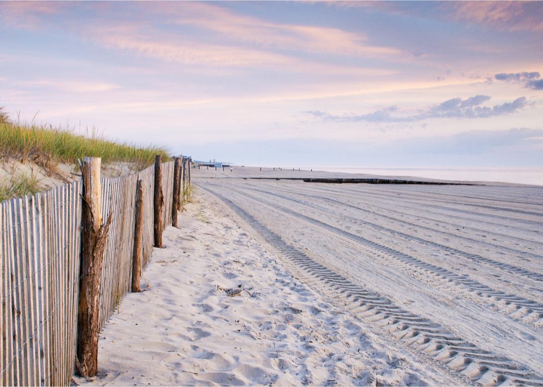 A white sandy beach in Rehoboth Beach, Delaware.