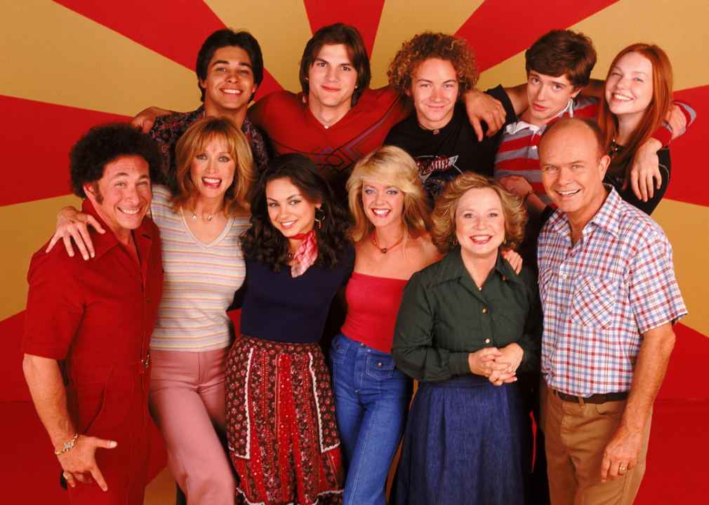 The cast in a promotional still for ‘That ’70’s Show.’