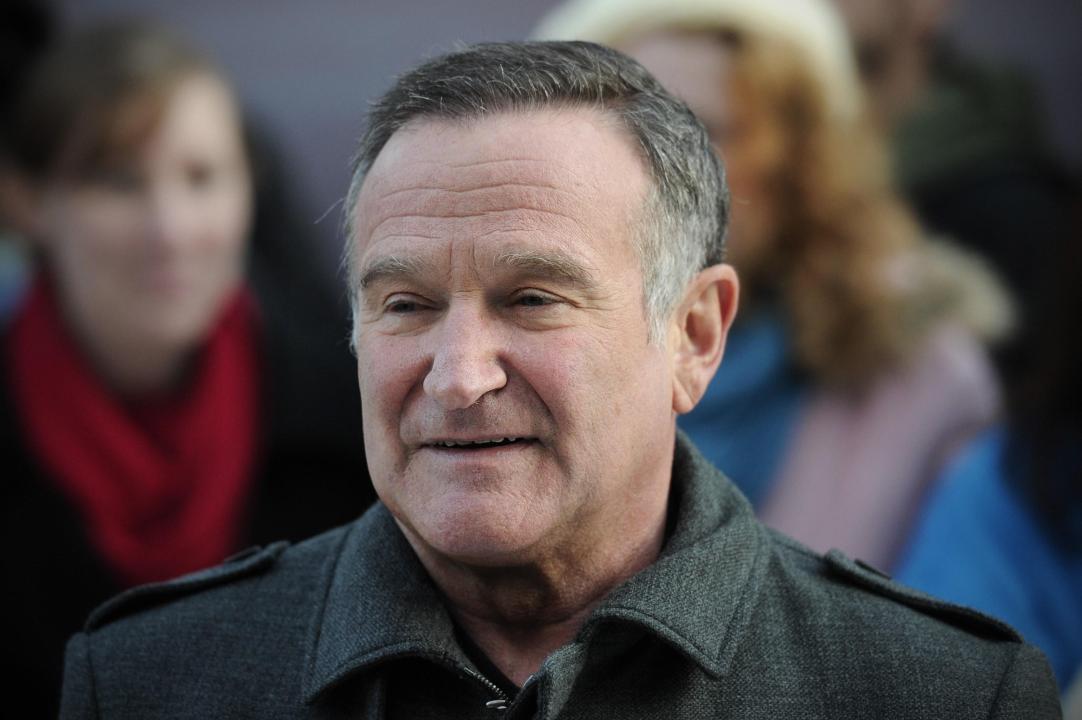 Robin Williams attends event.