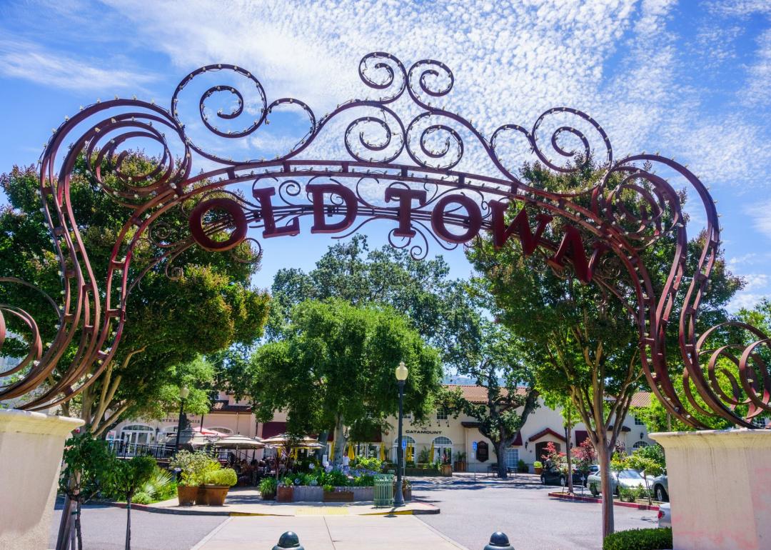 Entrance to the Old Town Center Shopping Center in Los Gatos