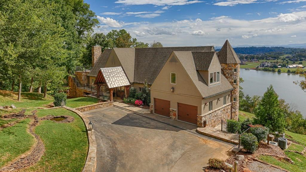 #6. 2541 Lakefront Dr, Knoxville