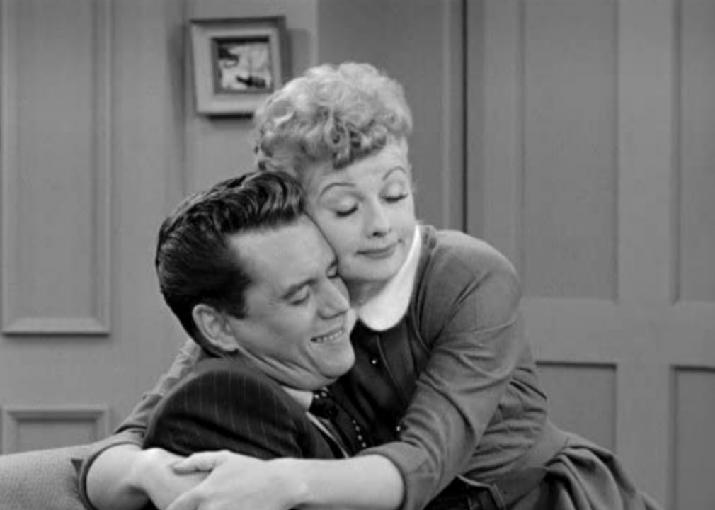 #42. Lucy Is Enceinte