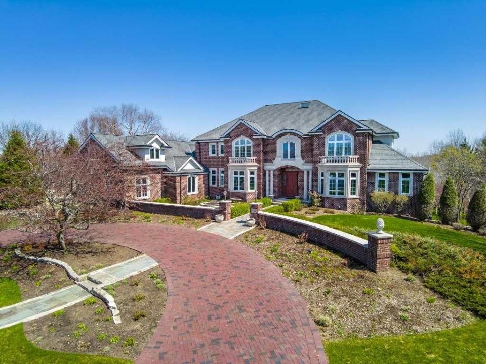 #1. 1900 River Highlands Ct, Wausau