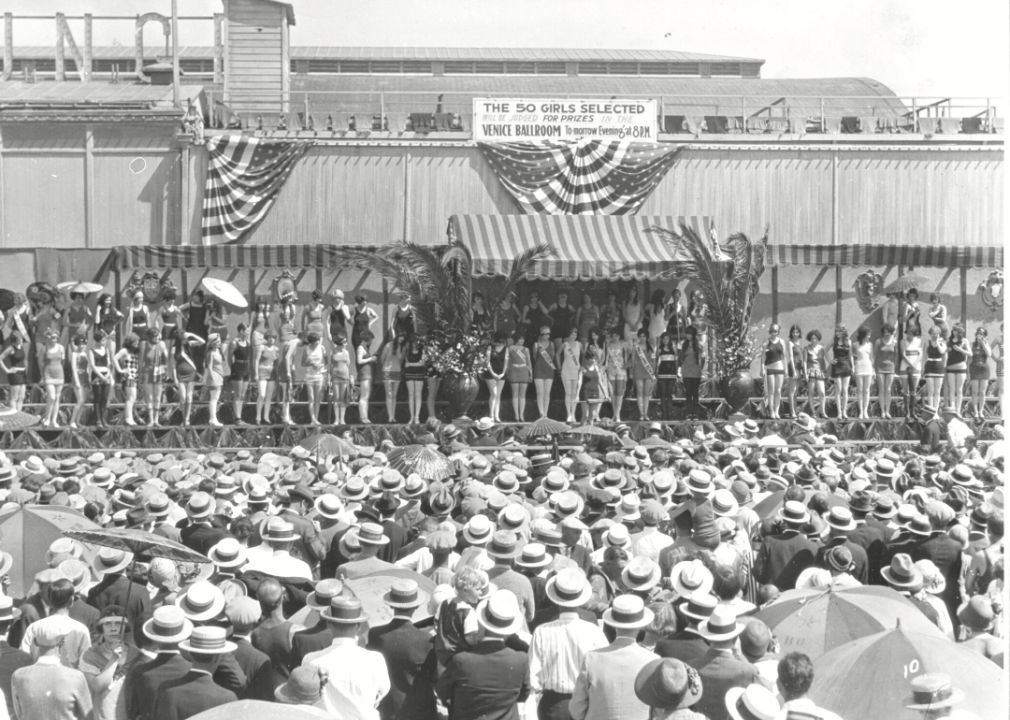 Crowds attend a bathing beauty contest in Venice Beach