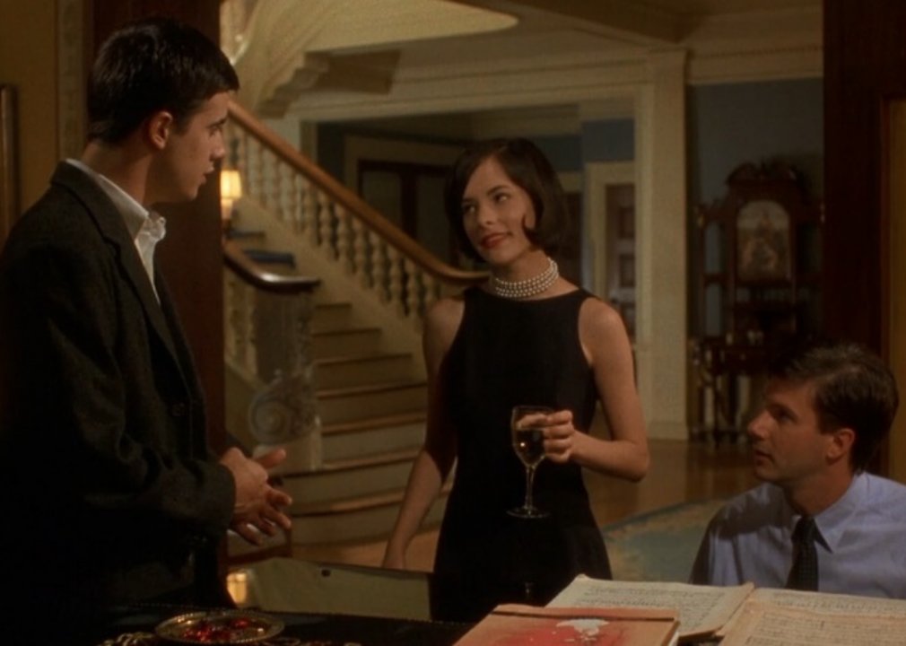 #15. The House of Yes (1997)