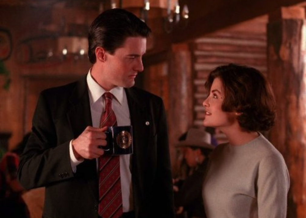 Sherilyn Fenn and Kyle MacLachlan in a scene from ‘Twin Peaks.’