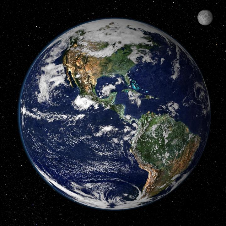 30 Popular Science Myths Debunked » Earth from Space