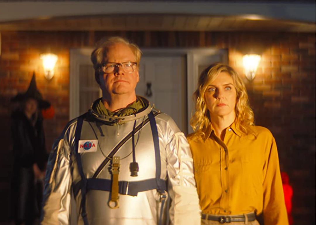 Jim Gaffigan and Reha Seehorn standing together in Linoleum.