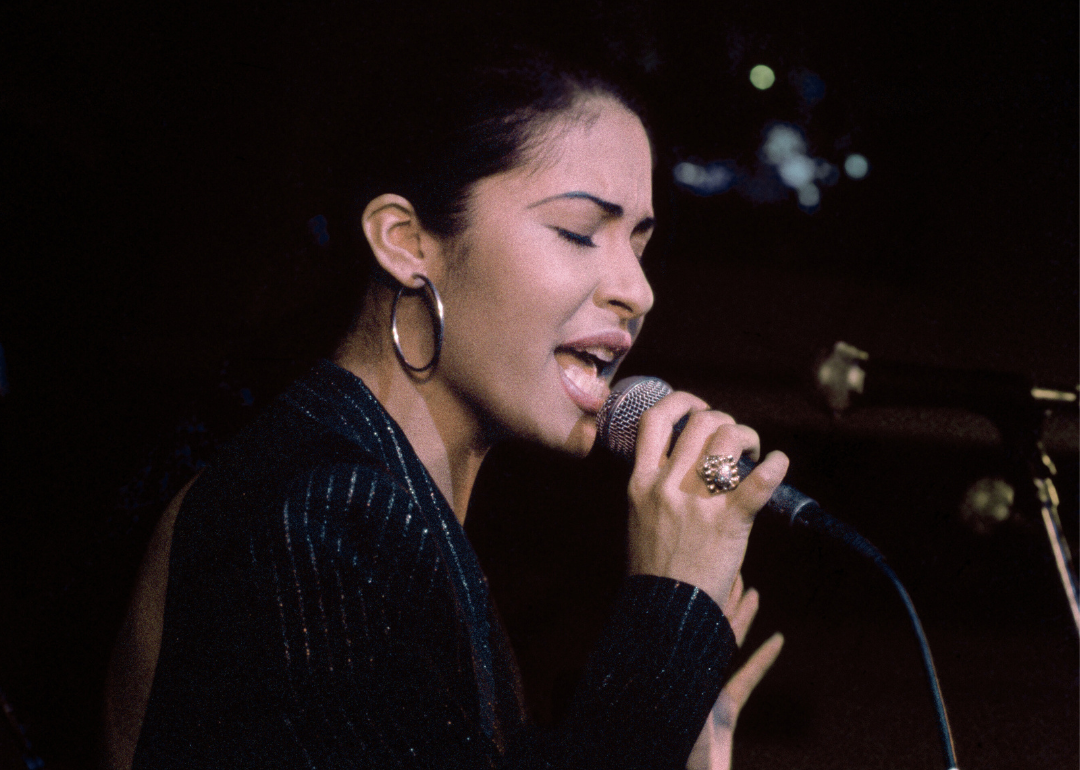 Selena performs onstage.