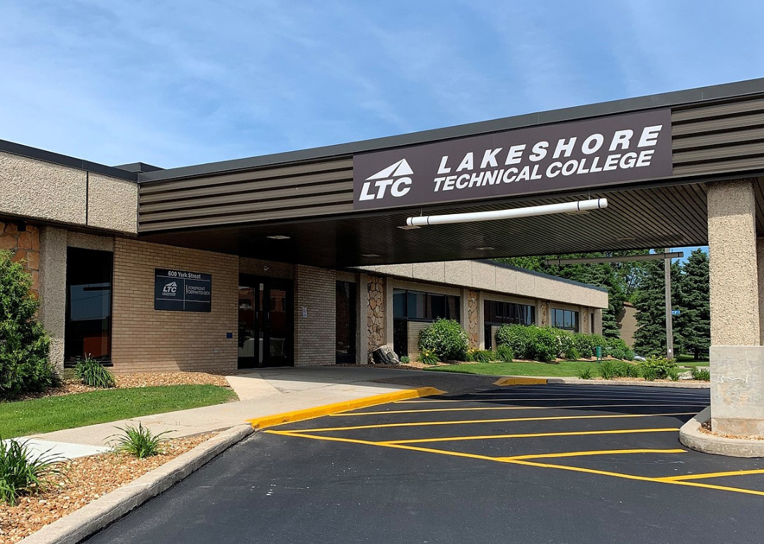 A sign for Lakeshore Technical College.