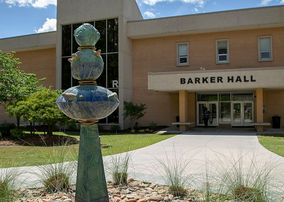 Barker Hall on the New Bern campus of Craven Community College.