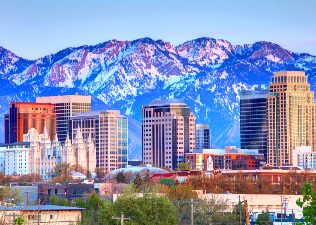 Salt Lake City with mountains in the background