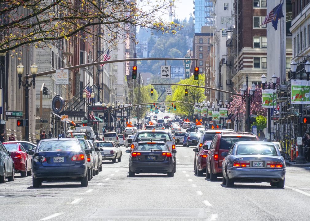 A street view of traffic in Portland, Oregon