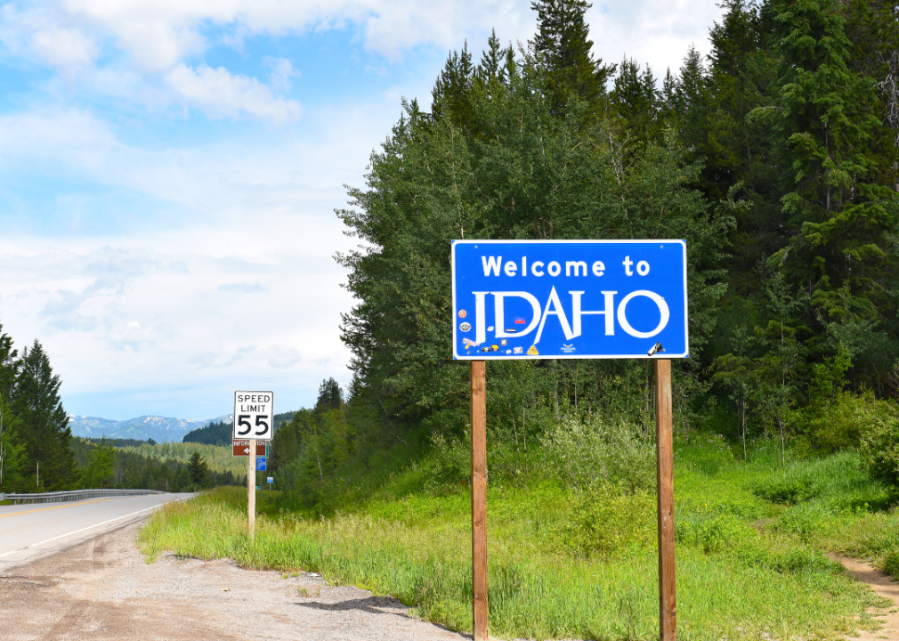 A "Welcome to Idaho" sign.