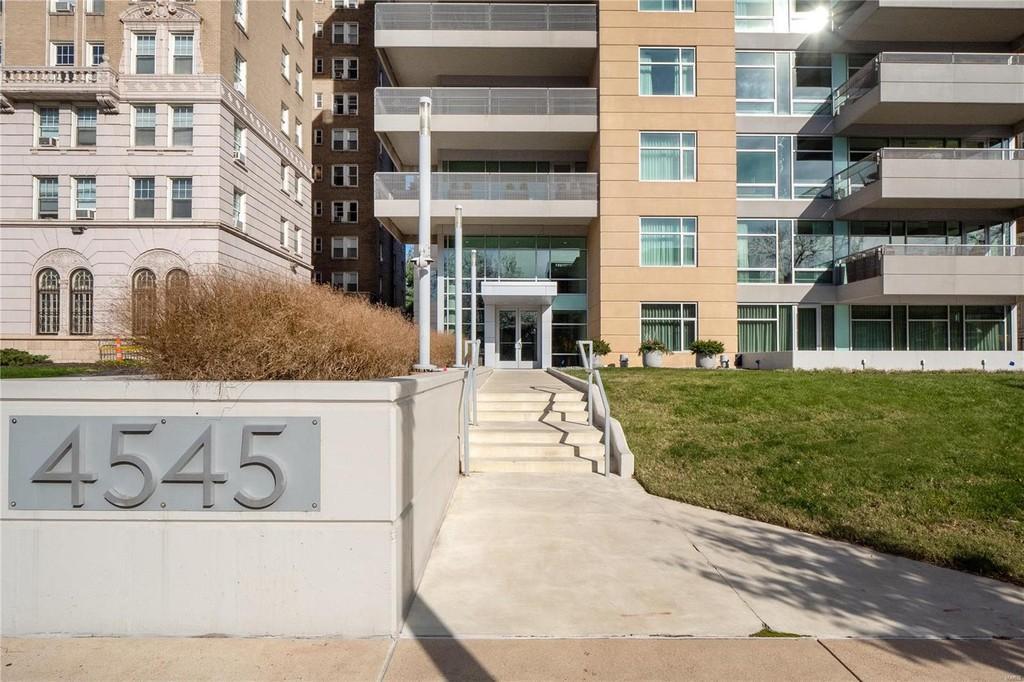 #13. 4545 Lindell Blvd Unit 21, Saint Louis
