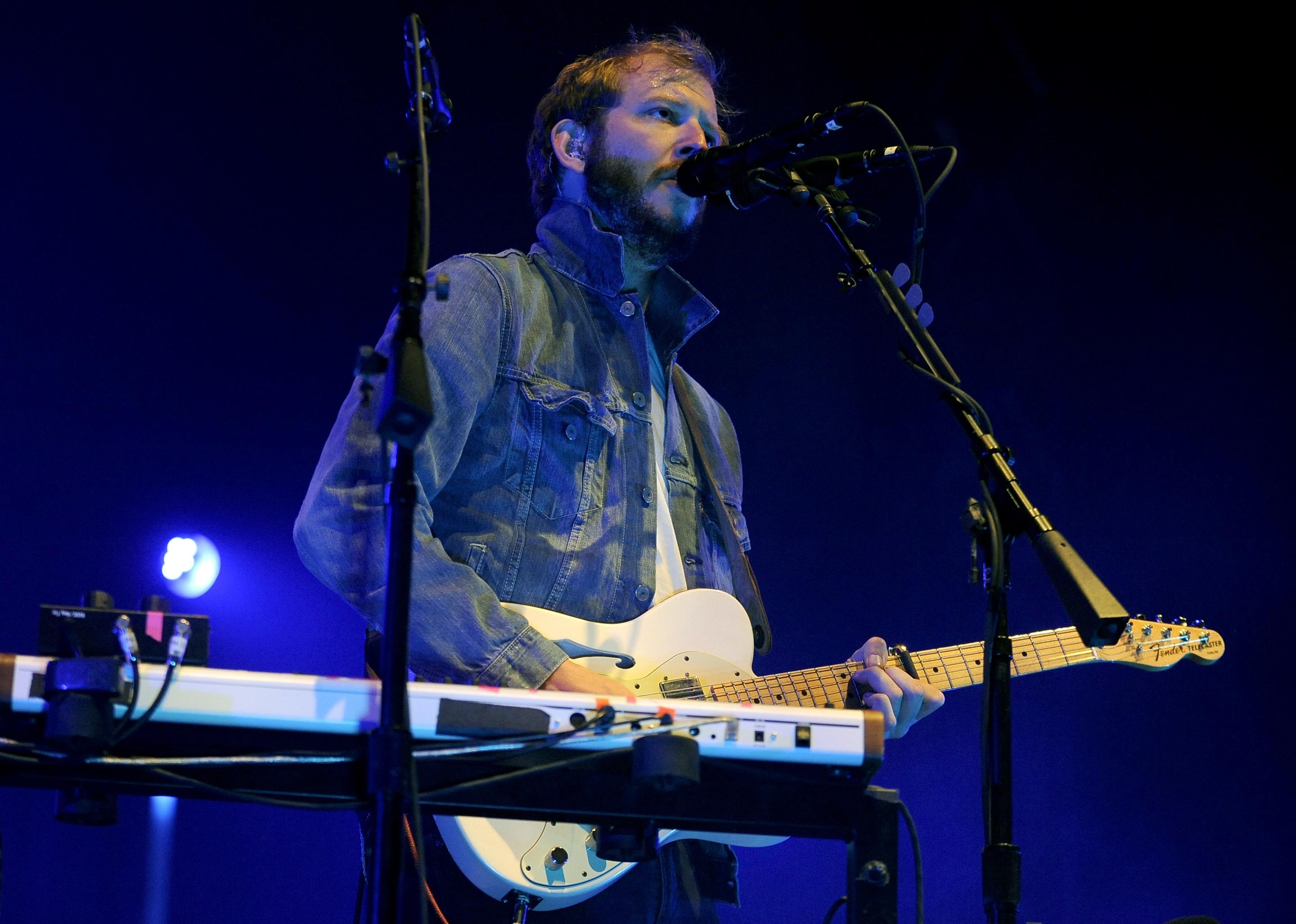 Bon Iver sings a song
