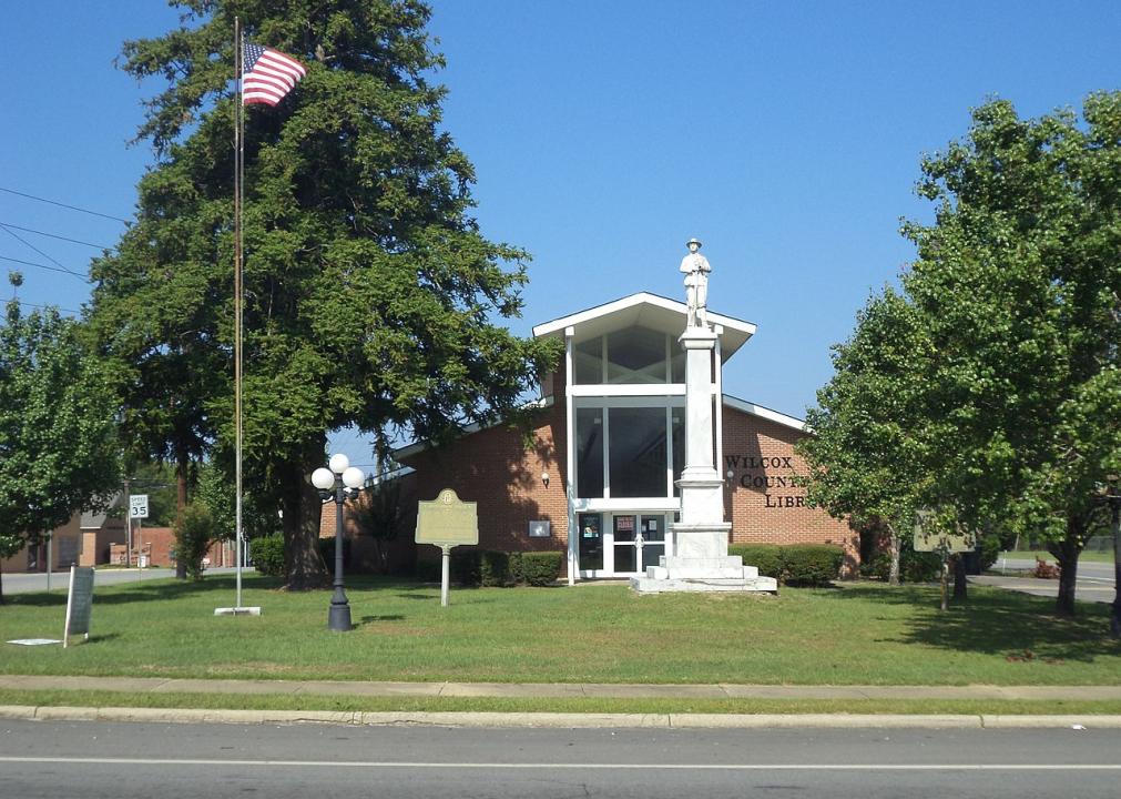 Stacker compiled a list of counties with the most farmland in Georgia using data from the Agriculture Department's Farm Service Agency.