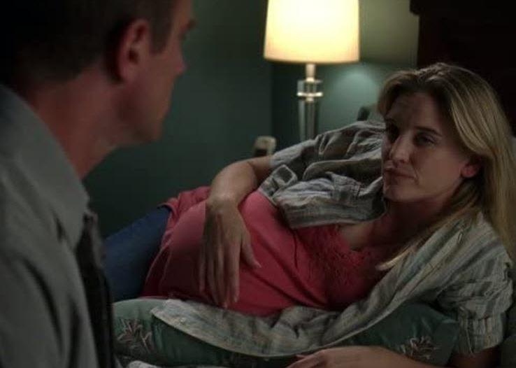 Christopher Meloni and Isabel Gillies in a scene from Law & Order: Special Victims Unit