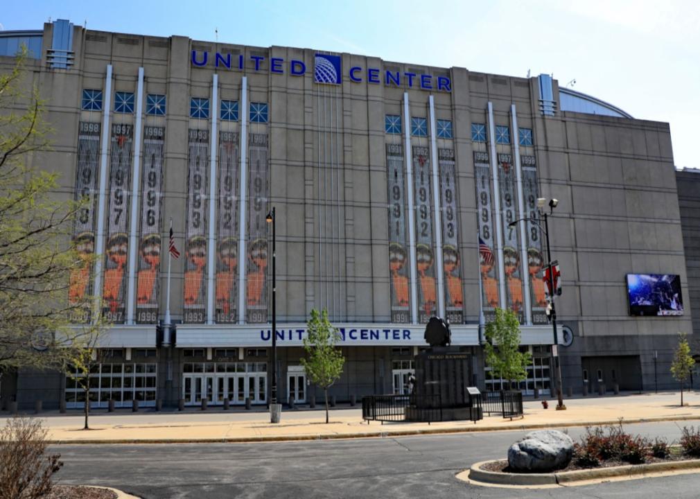 The stone, rectangular entrance of United Center.