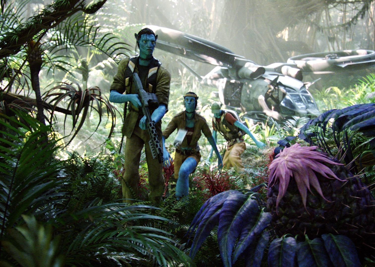Blue Avatar people walking with guns from an aircraft in the jungle.