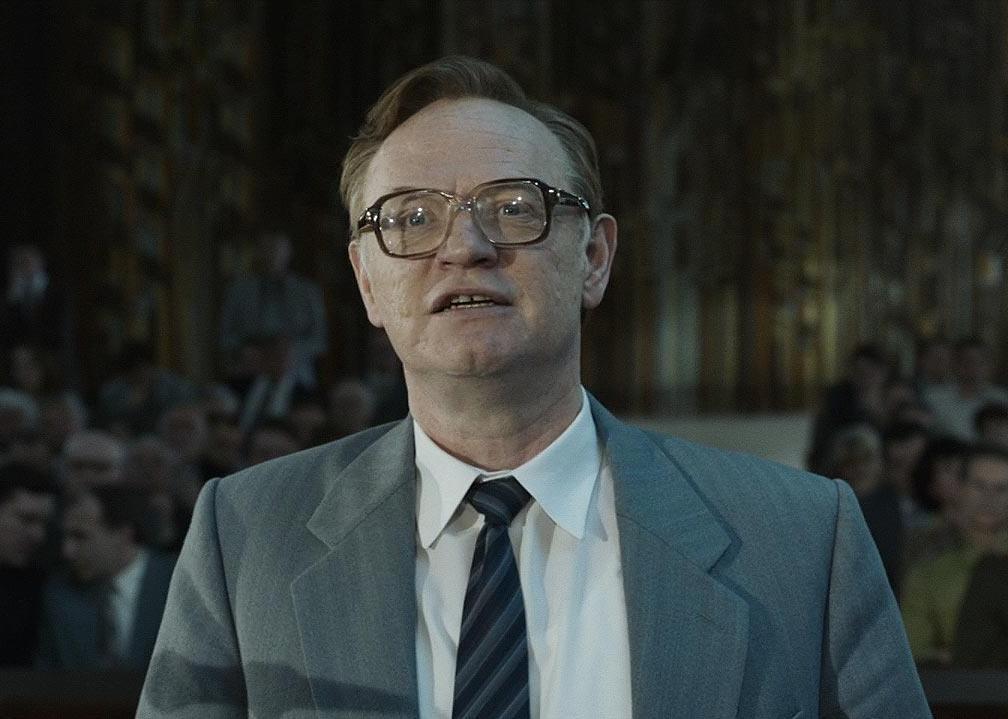 Jared Harris in a suit.