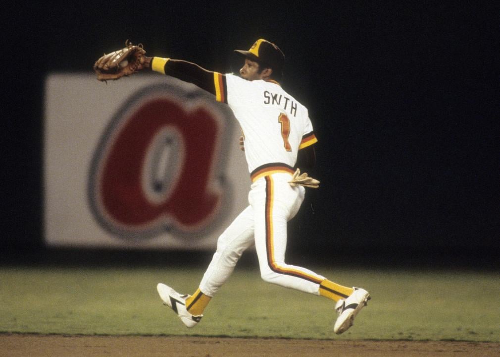 Ozzie Smith #1 of the San Diego Padres catches a line drive to his right circa 1980.