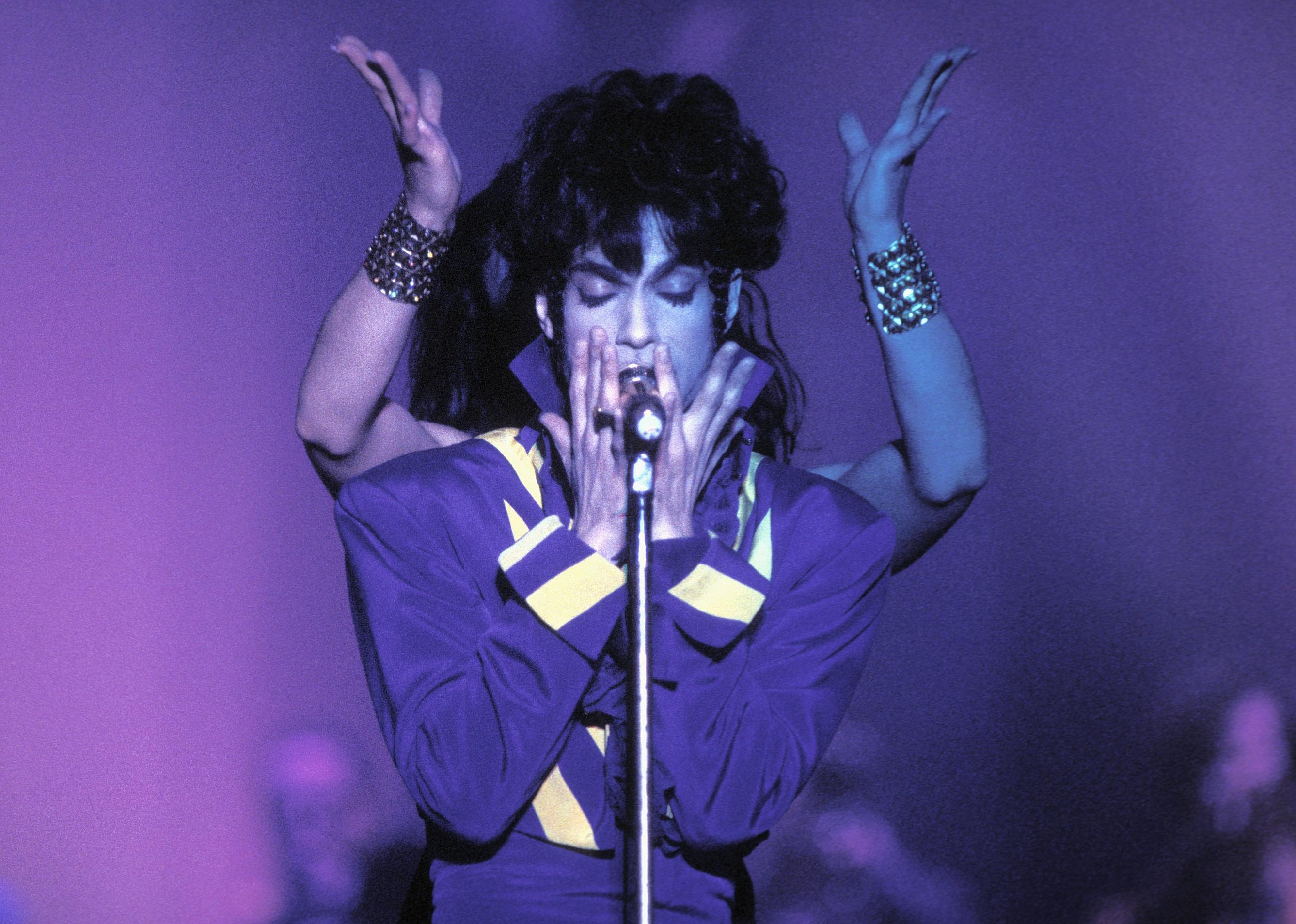 Prince performs on stage on August 9 1993 in Den Bosch.