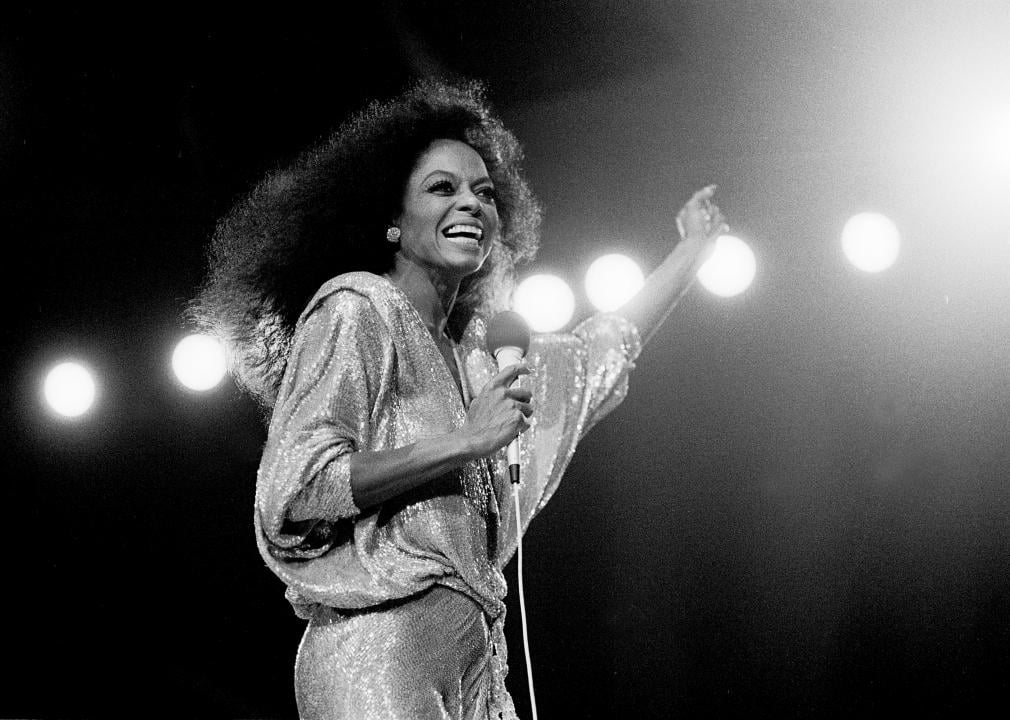 Diana Ross singing onstage.