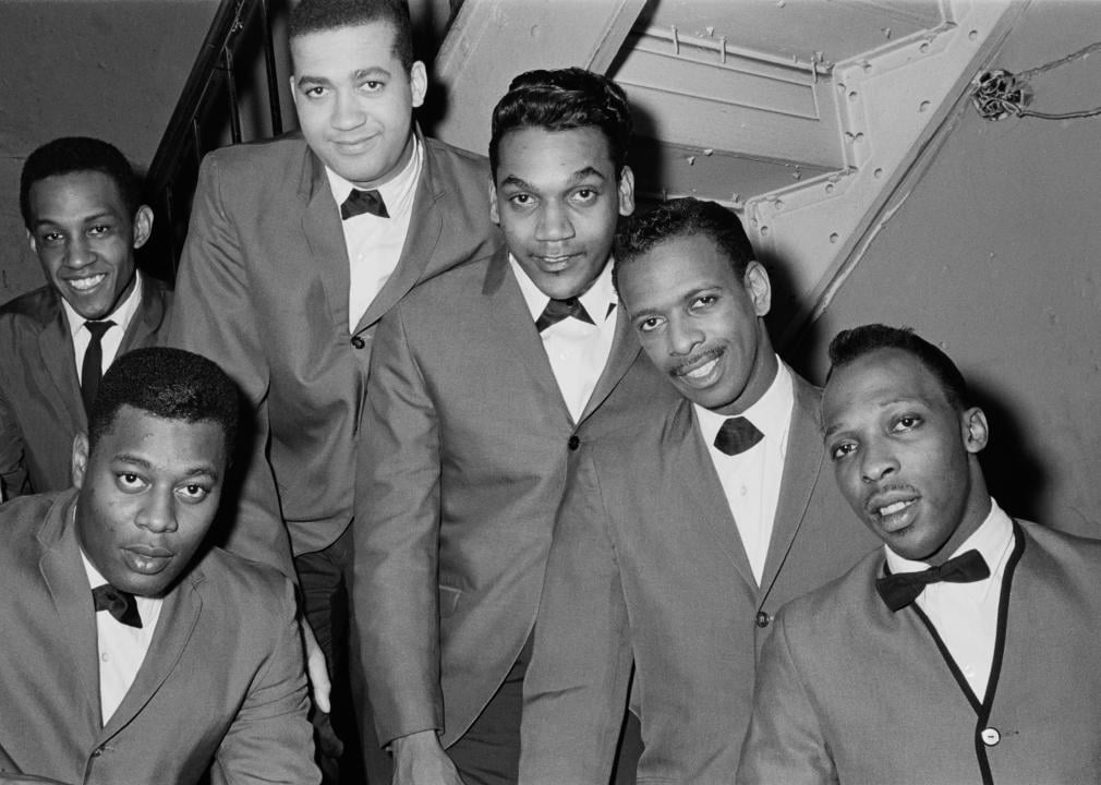 American soul group The Contours.
