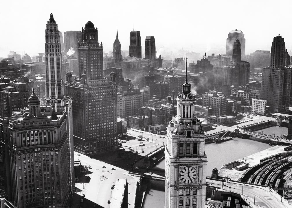 Aerial view of Chicago in the 1940s.