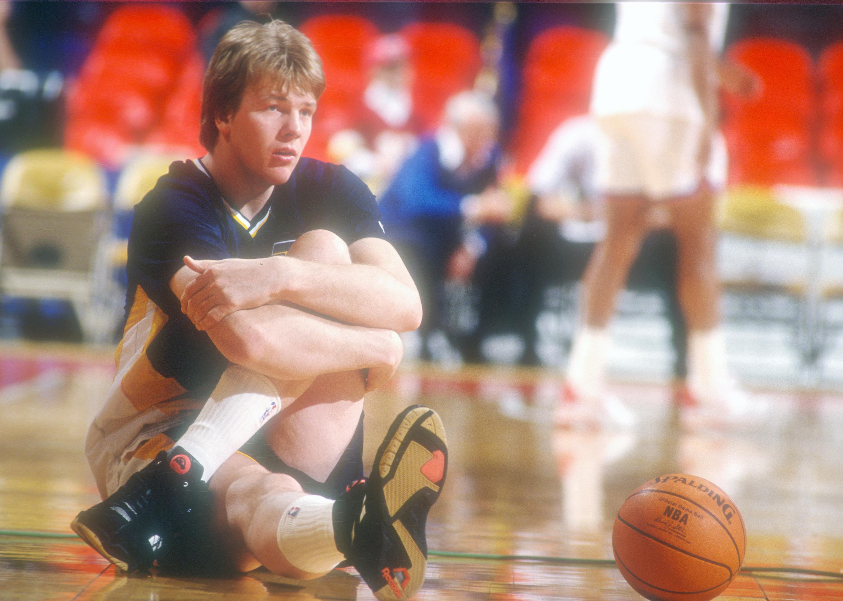 Rik Smits warming up before a game at Capital Centre.