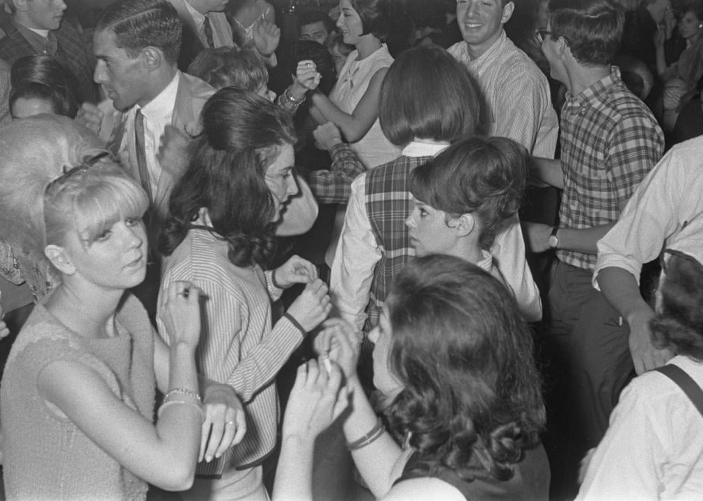 Dancers on the dancefloor of a nightclub, 1964