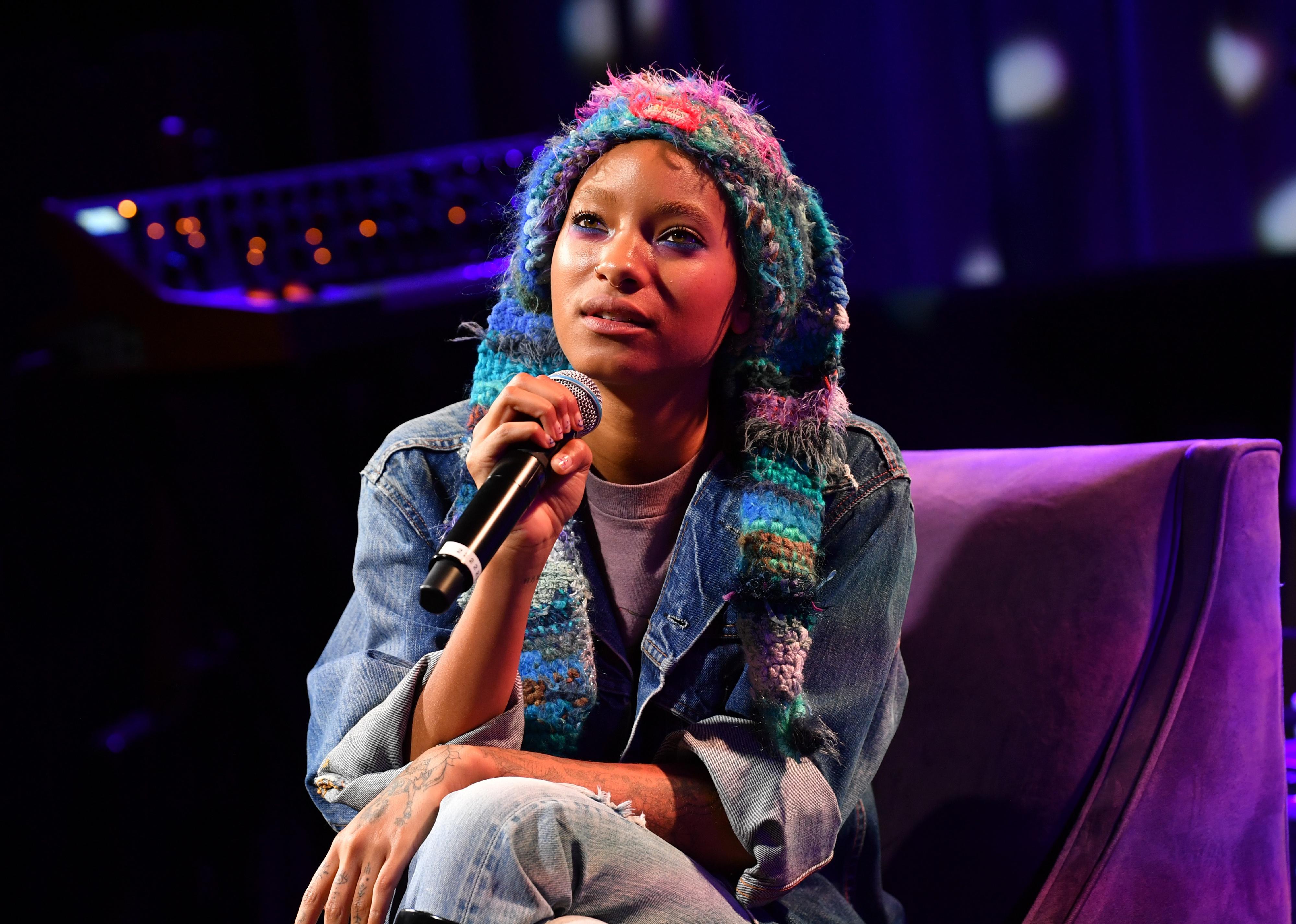 Willow Smith speaks on stage