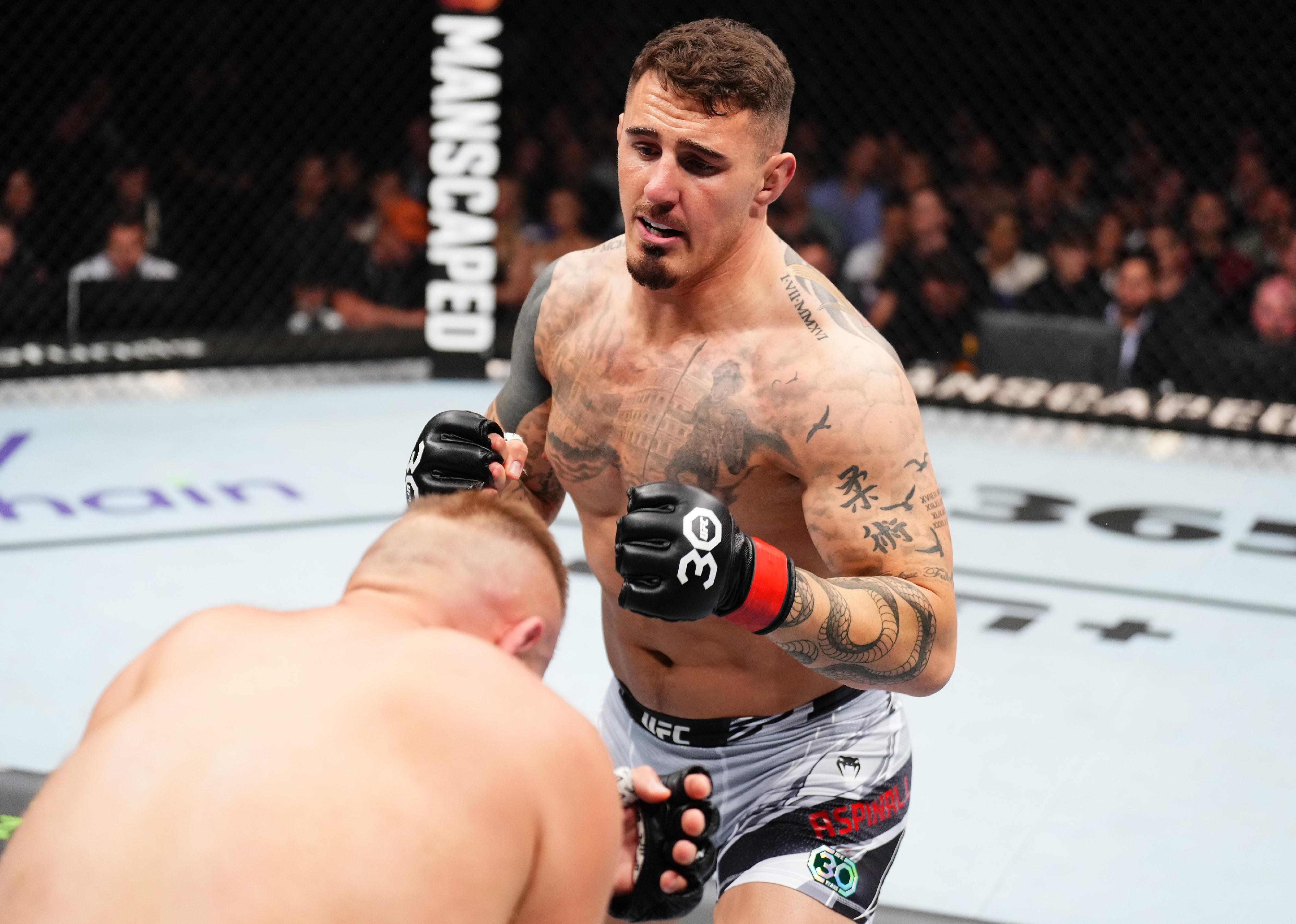 Aspinall KOs Tybura, sets sights on UFC heavyweight title