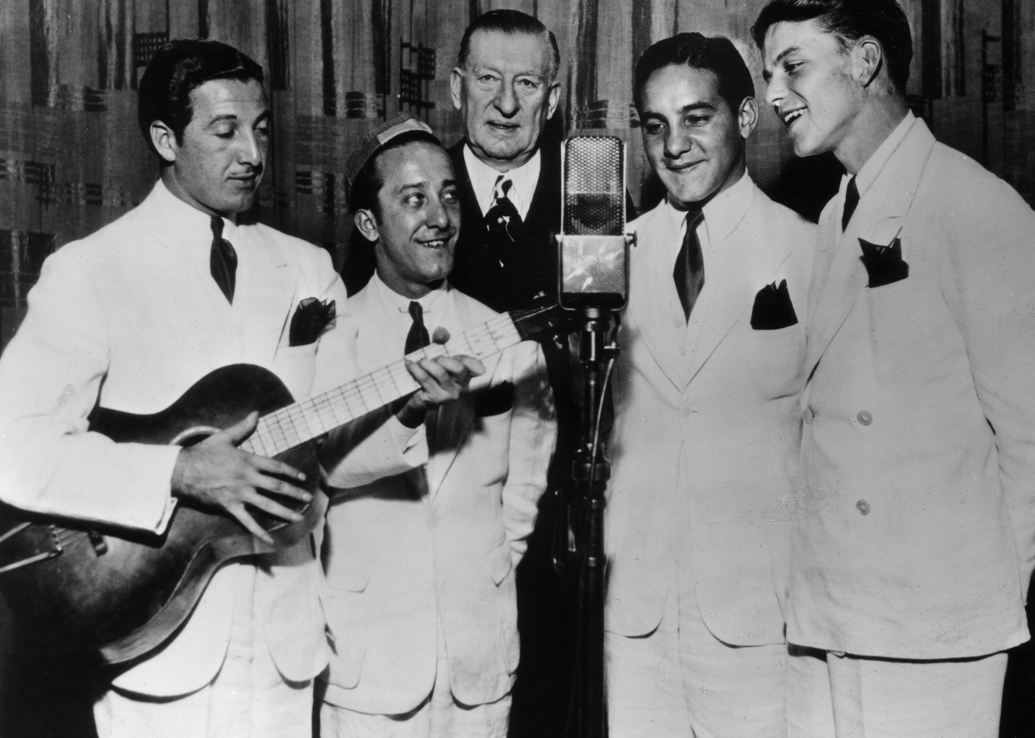 Frank Sinatra singing with The Hoboken Four on 'The Amateur Hour ' radio show.