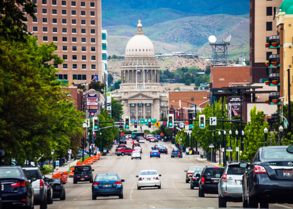 Busy street leading up to the Boise, Idaho Capitol.