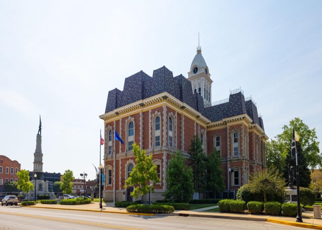 A historic courthouse in Winchester.