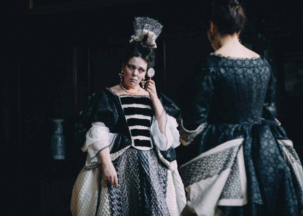 Rachel Weisz and Olivia Colman in "The Favourite"