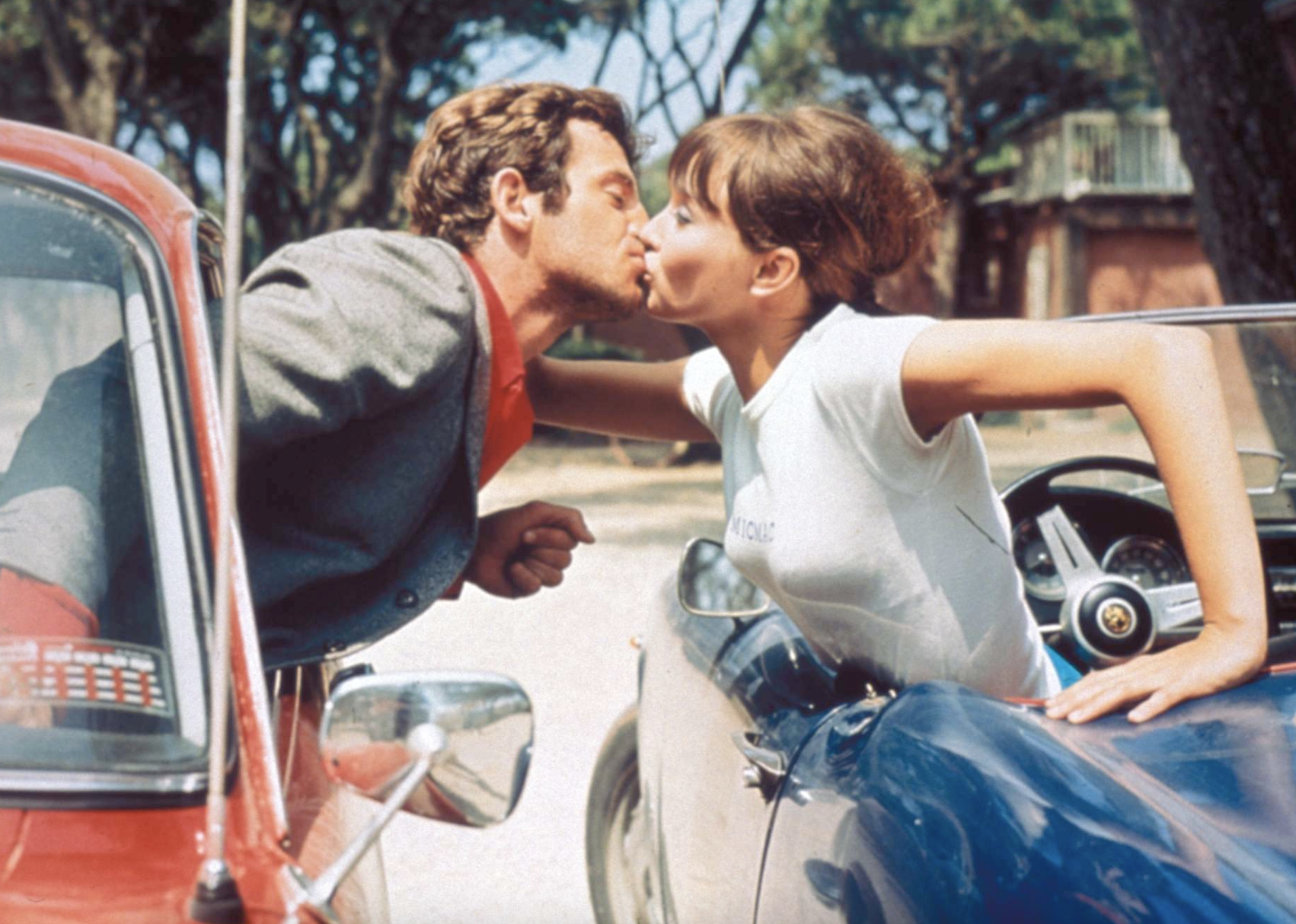 Jean-Paul Belmondo and Anna Karina in "Pierrot le Fou"