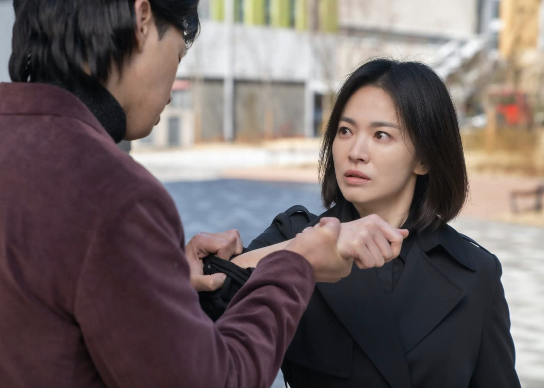 Song Hye-Kyo and Sung-Hoon Park in "The Glory."