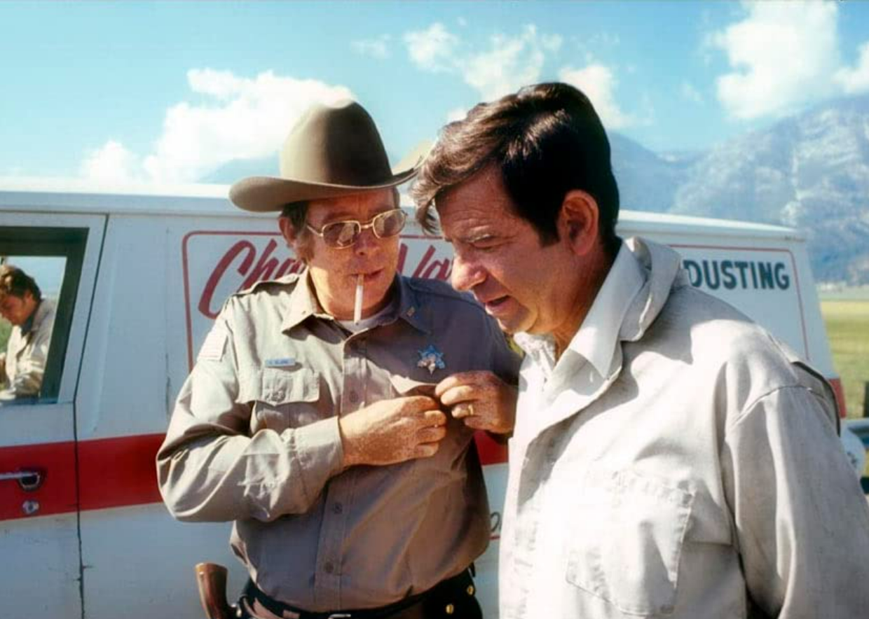 Walter Matthau, Rudy Diaz, and Andrew Robinson in a scene from "Charley Varrick".