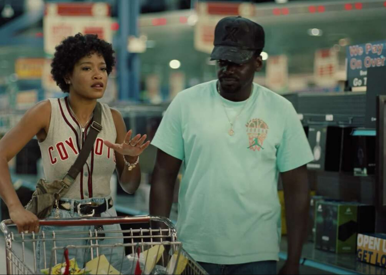 Keke Palmer and Daniel Kaluuya in a scene from "Nope".