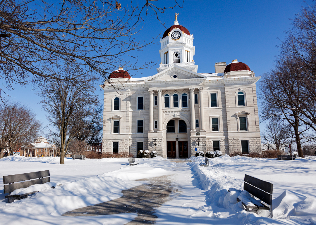 Snow blankets the Hancock County Courthouse in Carthage, Illinois