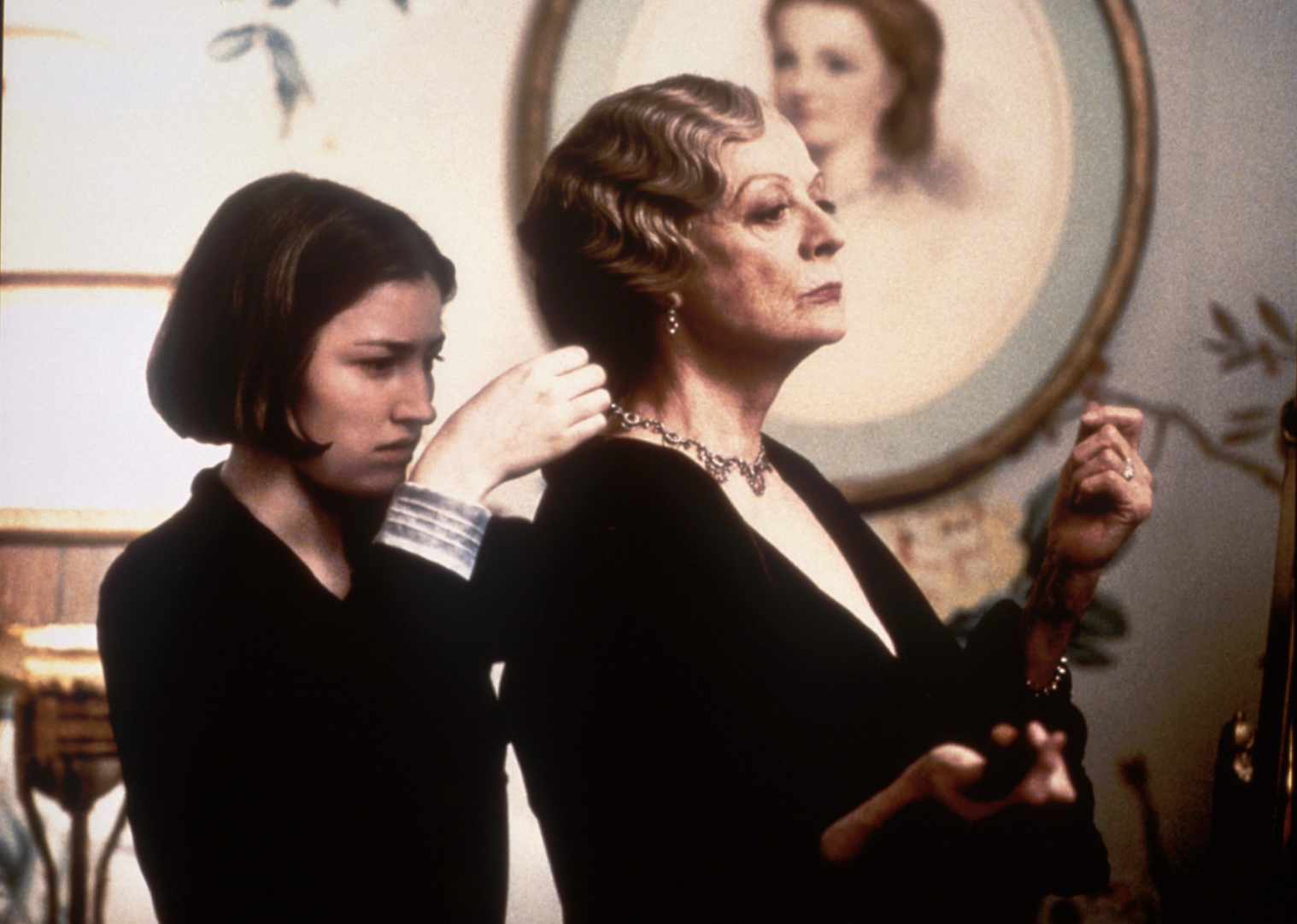Maggie Smith and Kelly Macdonald in "Gosford Park"