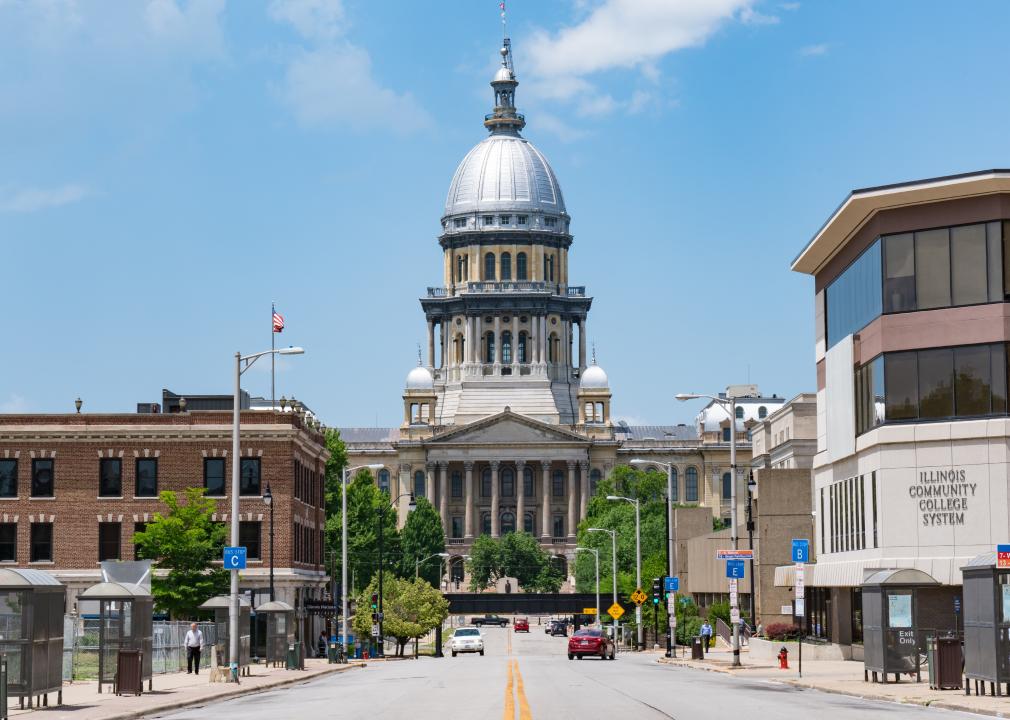 Illinois State Capitol from East Capitol Avenue.